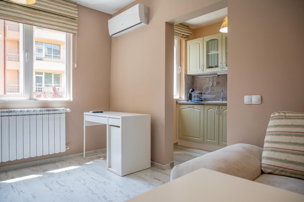 Elegant Spotless Apartment In Sofia Center מראה חיצוני תמונה