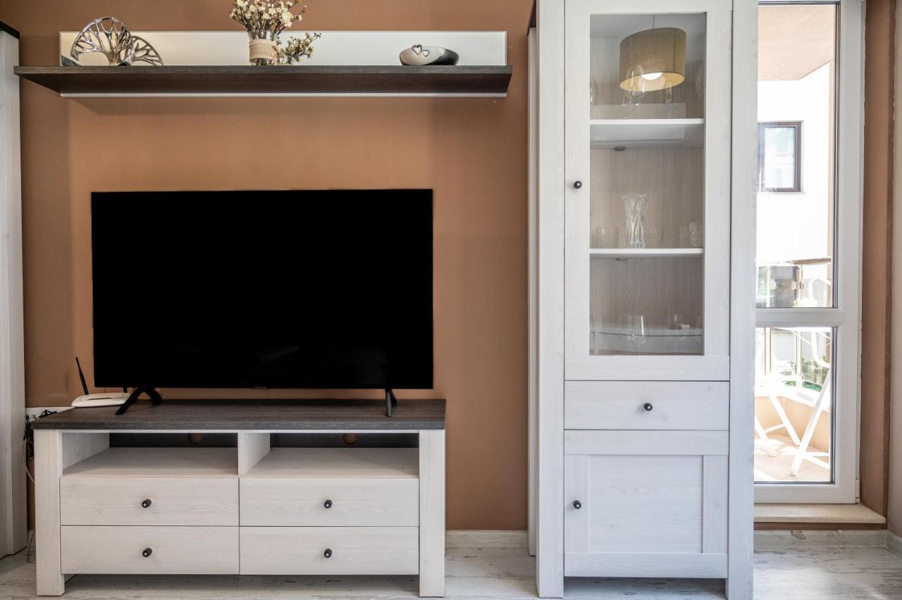 Elegant Spotless Apartment In Sofia Center מראה חיצוני תמונה